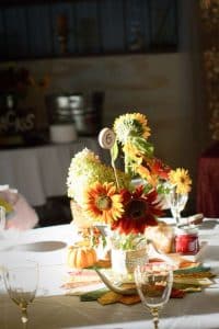 WI-Wedding-SunflowerHill-Country-Chic-Sunflowers-Reception